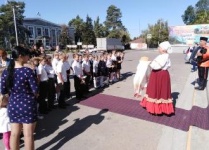 Петровчане тепло встретили гостей из Ачуево и Голубой Нивы. В станице прошла районная акция «В гости к соседу. Казачья слава»